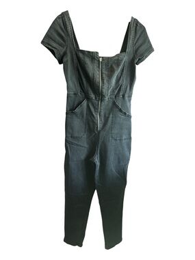 We The Free Women’s Size Medium Charcoal Colored Jumpsuit with Pockets MED USED